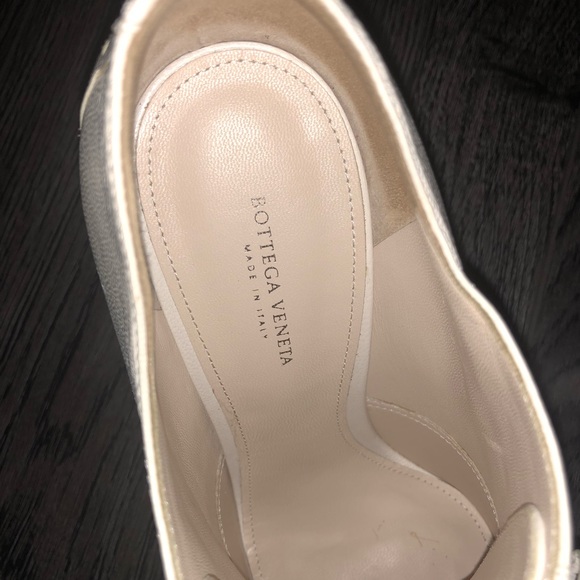 🌟😍Brogue-Style Wingtip Bottega Veneta Booties 39 - Picture 5 of 7